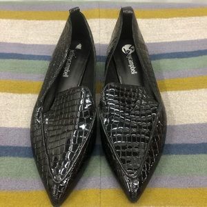 Jeffrey Campbell Faux Snake Skin Black Flats, Size 6.5